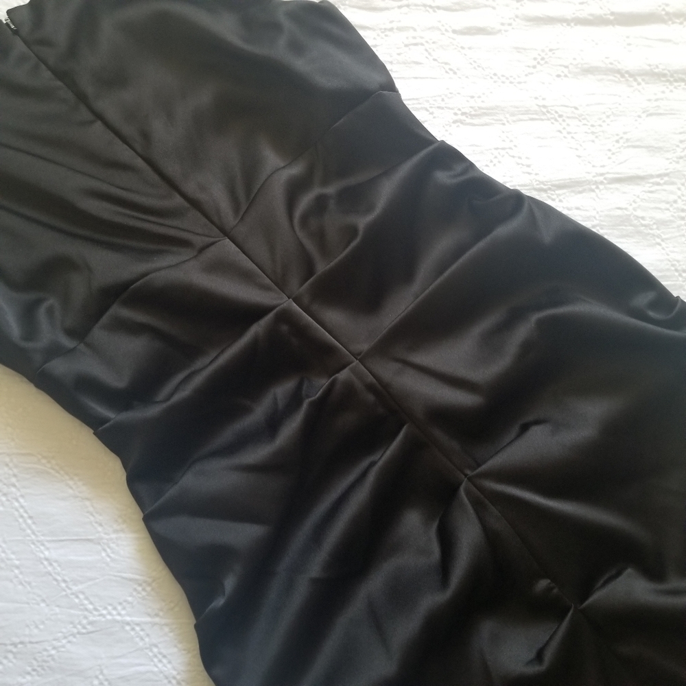LBD Crystal Embellishment - Picture 7 of 8